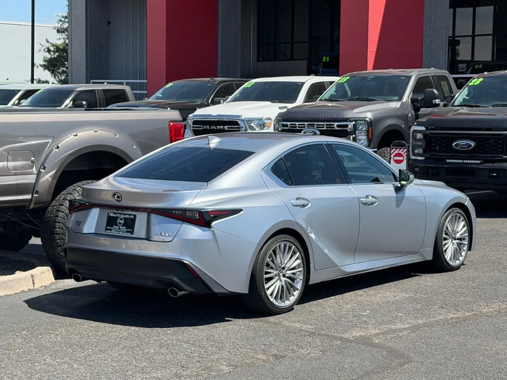 Lexus IS photo 50