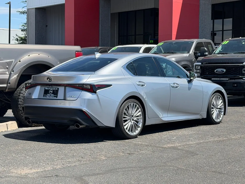 Lexus IS photo 51