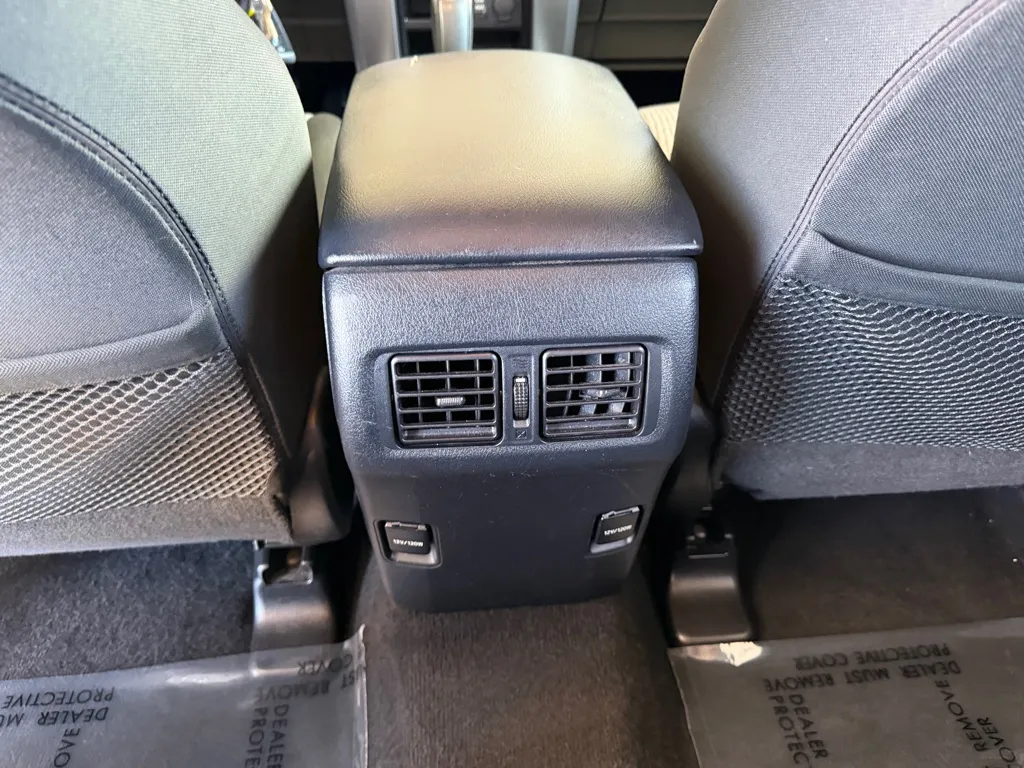 Toyota 4Runner photo 24