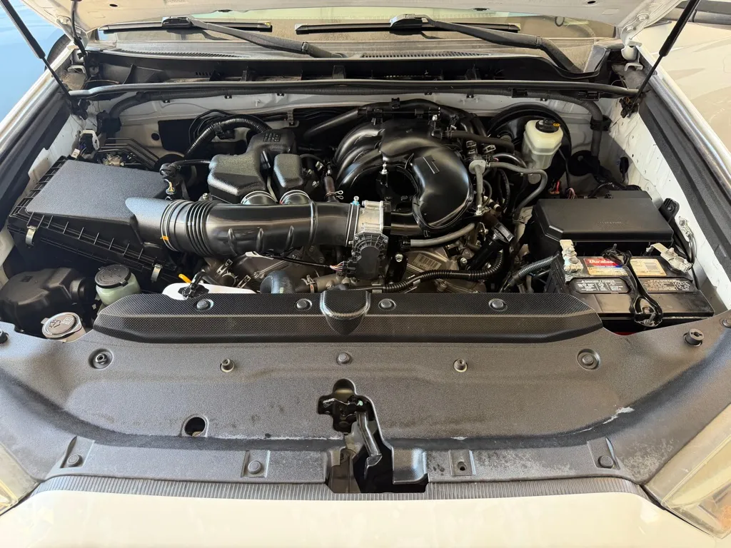 Toyota 4Runner photo 37