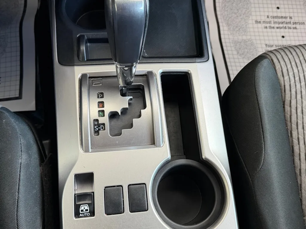 Toyota 4Runner photo 15