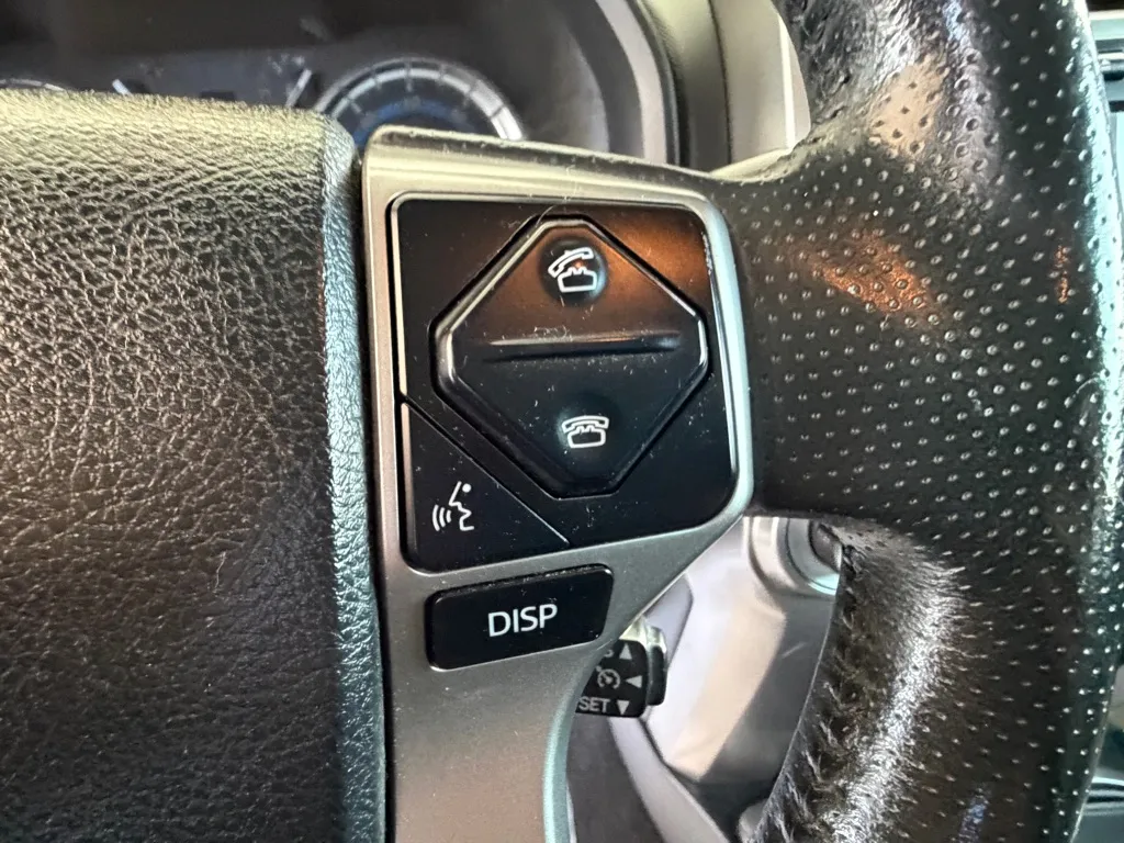 Toyota 4Runner photo 10