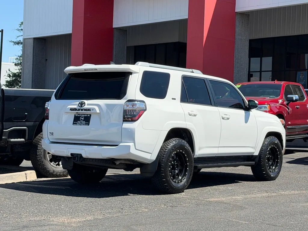 Toyota 4Runner photo 51