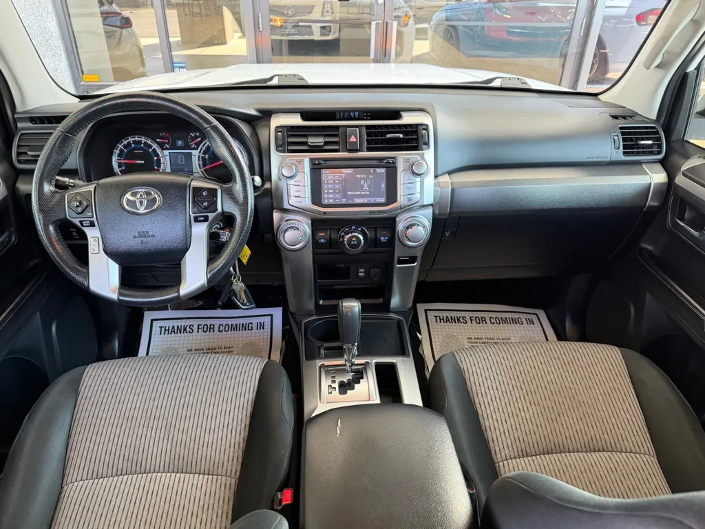 Toyota 4Runner photo 25