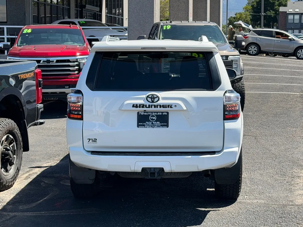 Toyota 4Runner photo 48