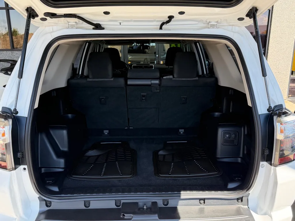 Toyota 4Runner photo 27