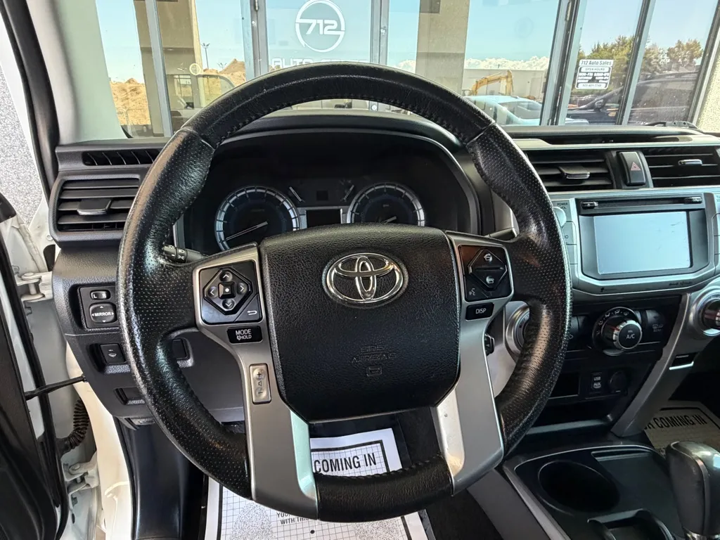 Toyota 4Runner photo 6