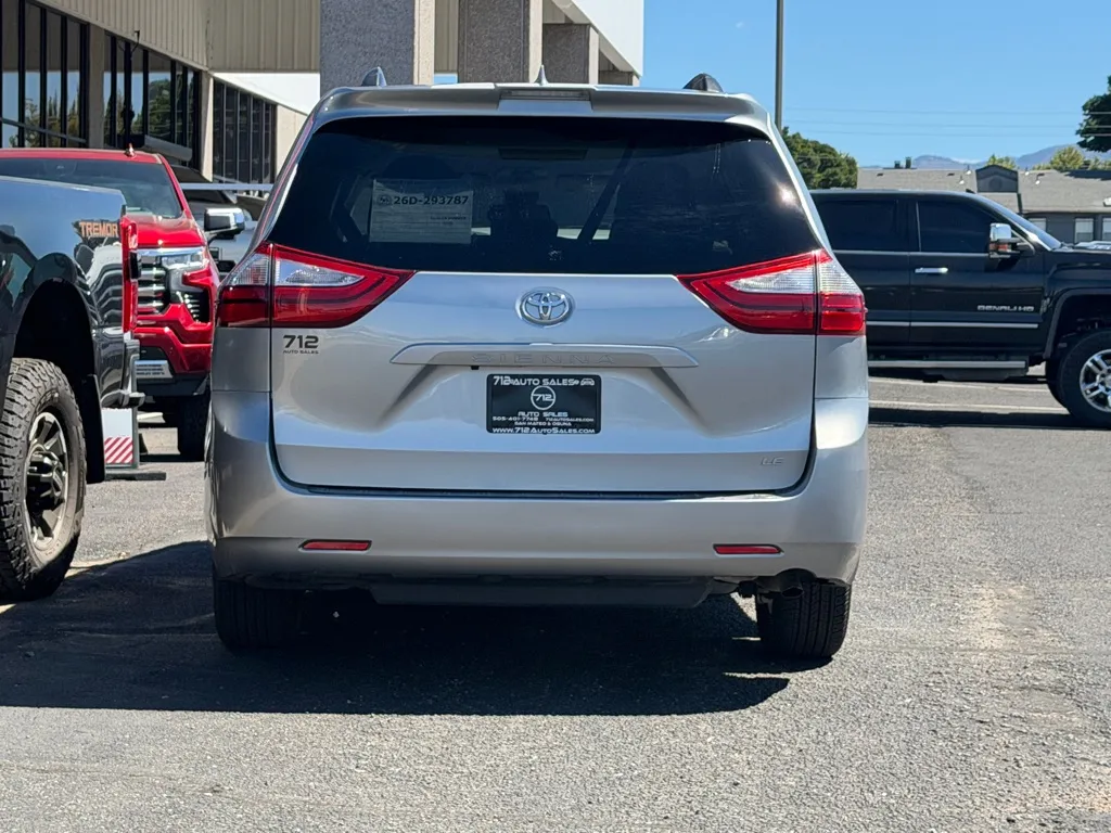 Toyota Sienna photo 49