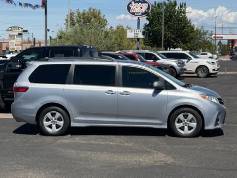 More photos of 2018 TOYOTA SIENNA LE at 712 Auto Sales, NM