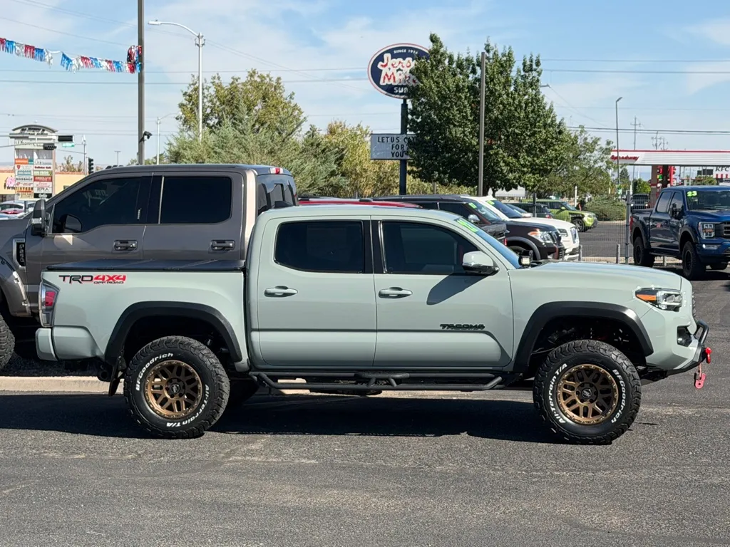 Toyota Tacoma photo 49