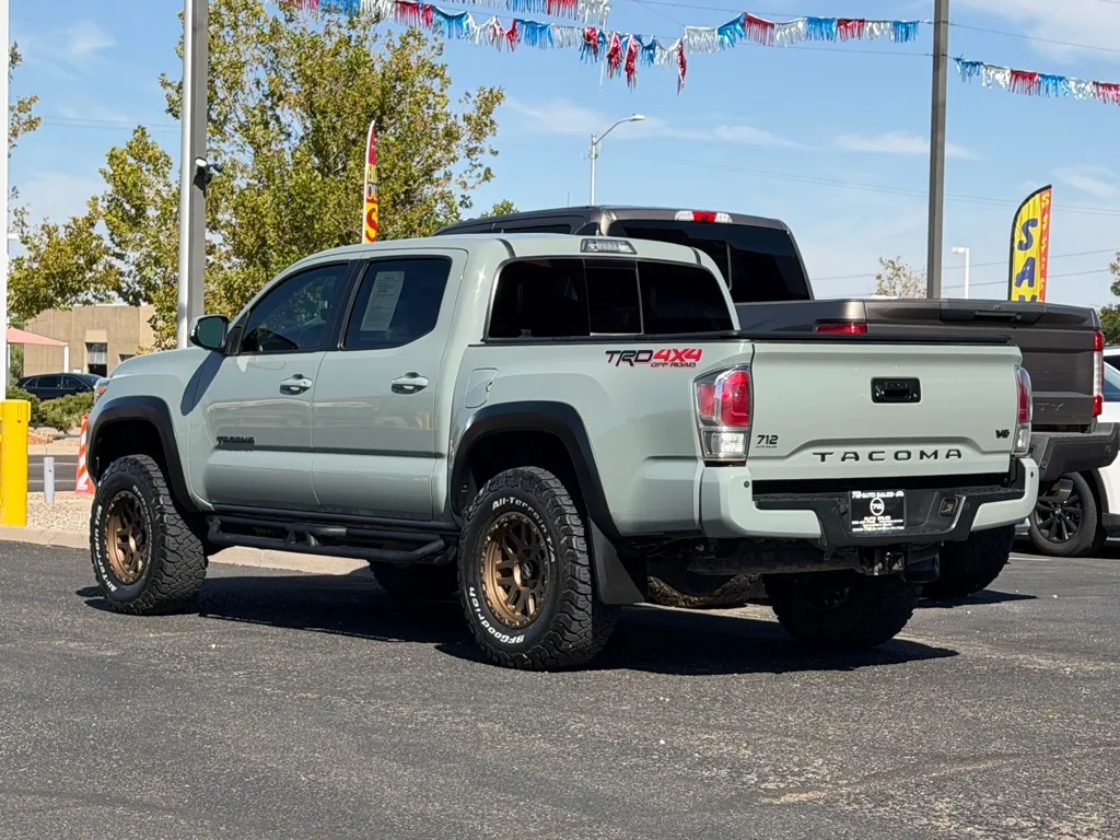 Toyota Tacoma photo 44