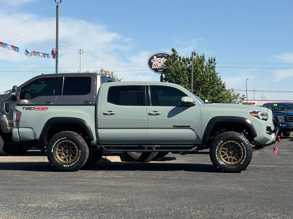 Toyota Tacoma photo 50