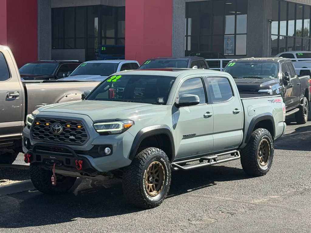 Toyota Tacoma photo 39