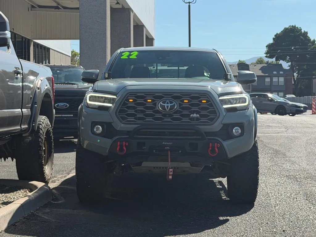 Toyota Tacoma photo 38