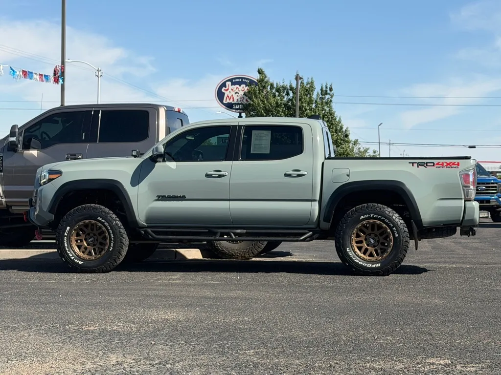 Toyota Tacoma photo 42
