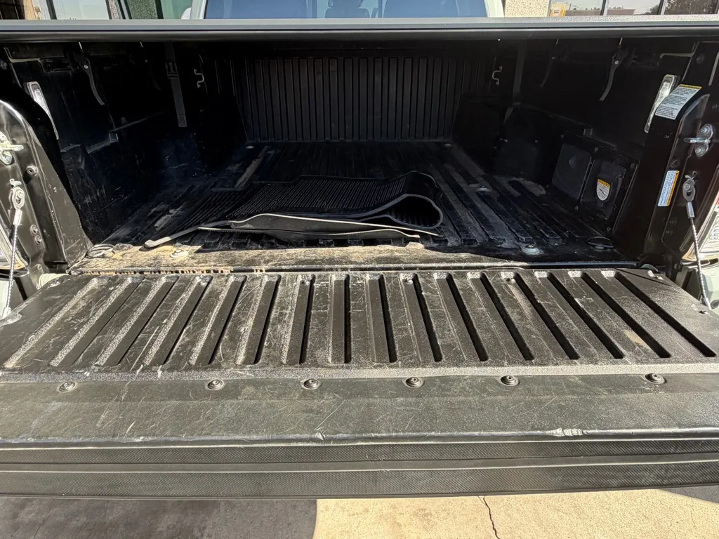 Toyota Tacoma photo 27