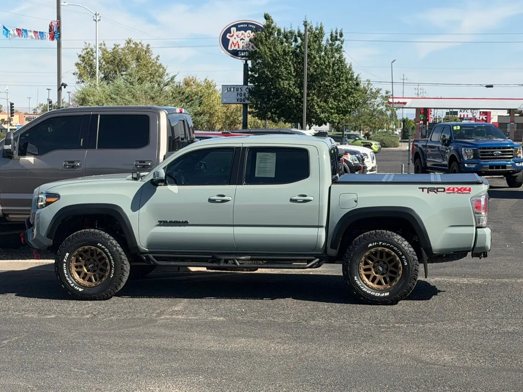 Toyota Tacoma photo 41