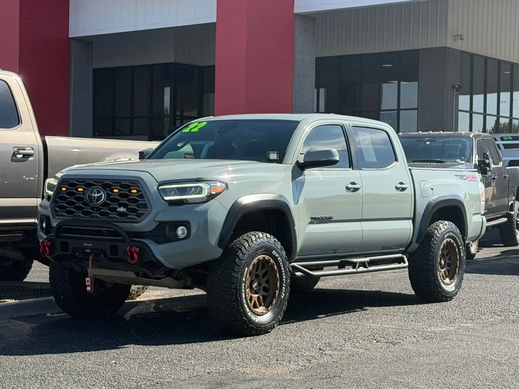Toyota Tacoma photo 40