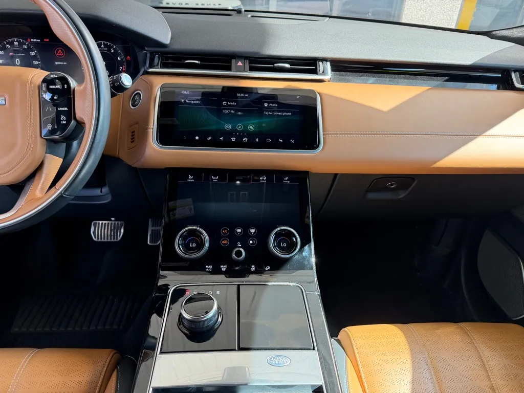 Land Rover Range Rover photo 17
