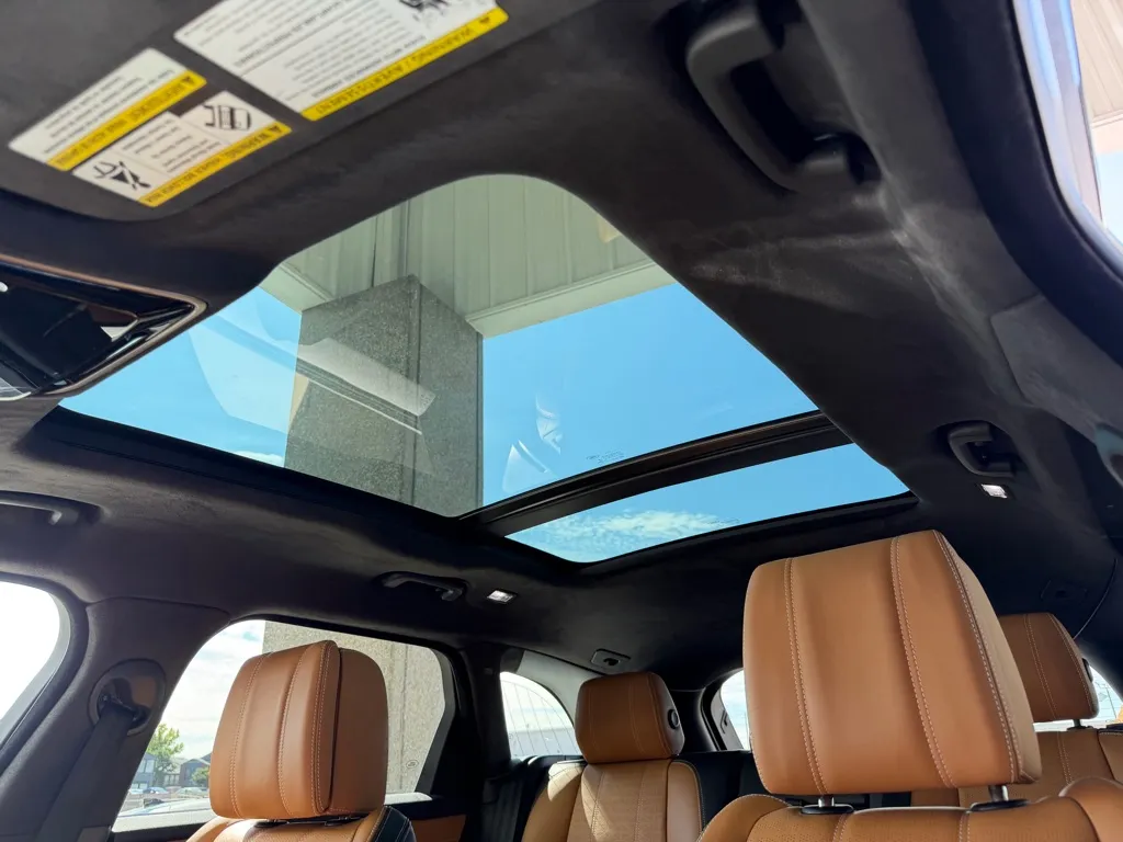 Land Rover Range Rover photo 19