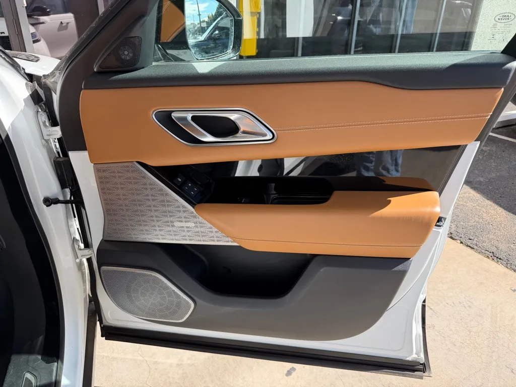 Land Rover Range Rover photo 36