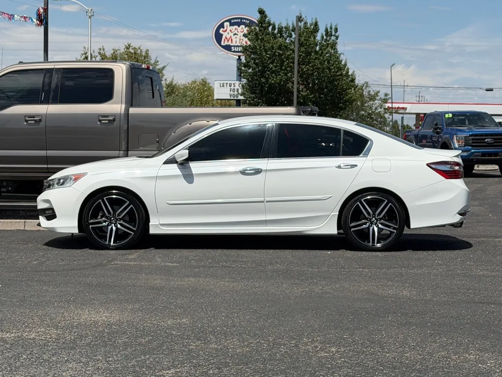 Honda Accord photo 42