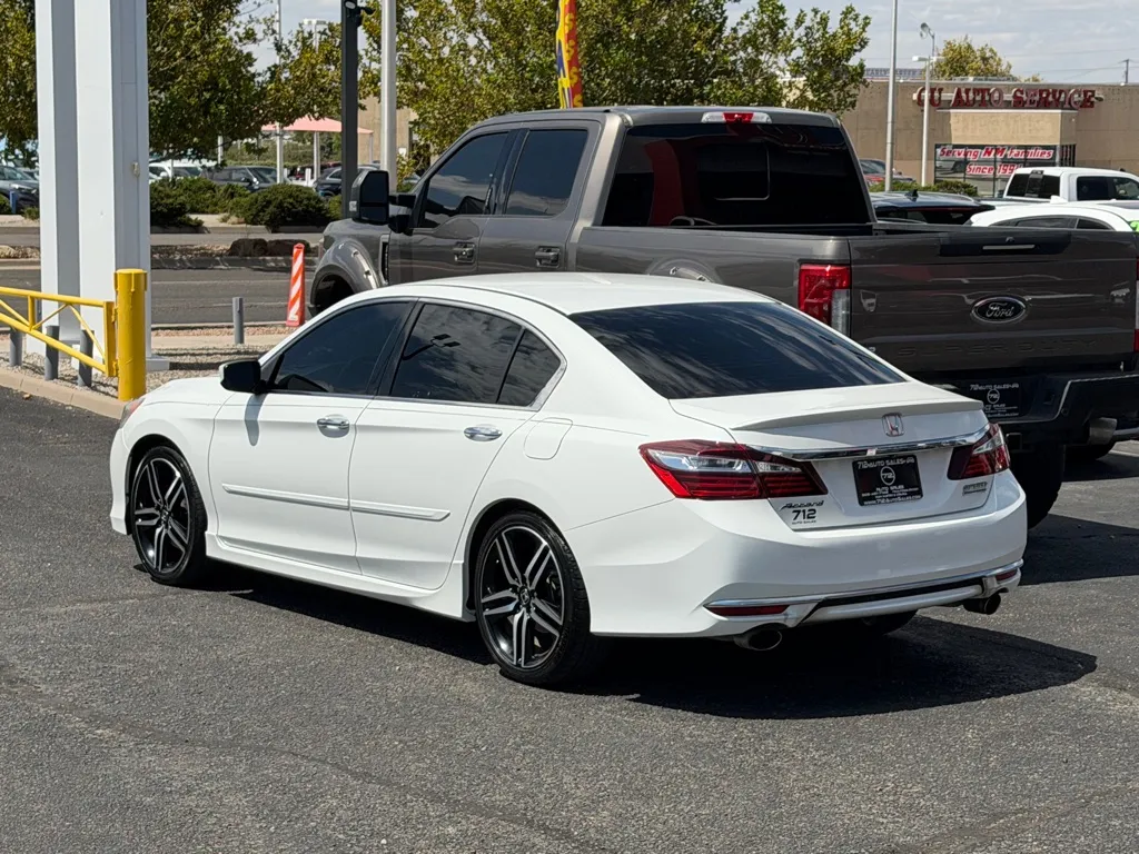 Honda Accord photo 43