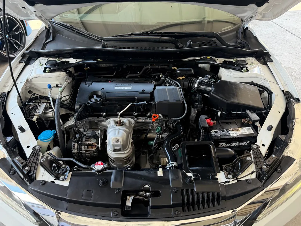Honda Accord photo 53