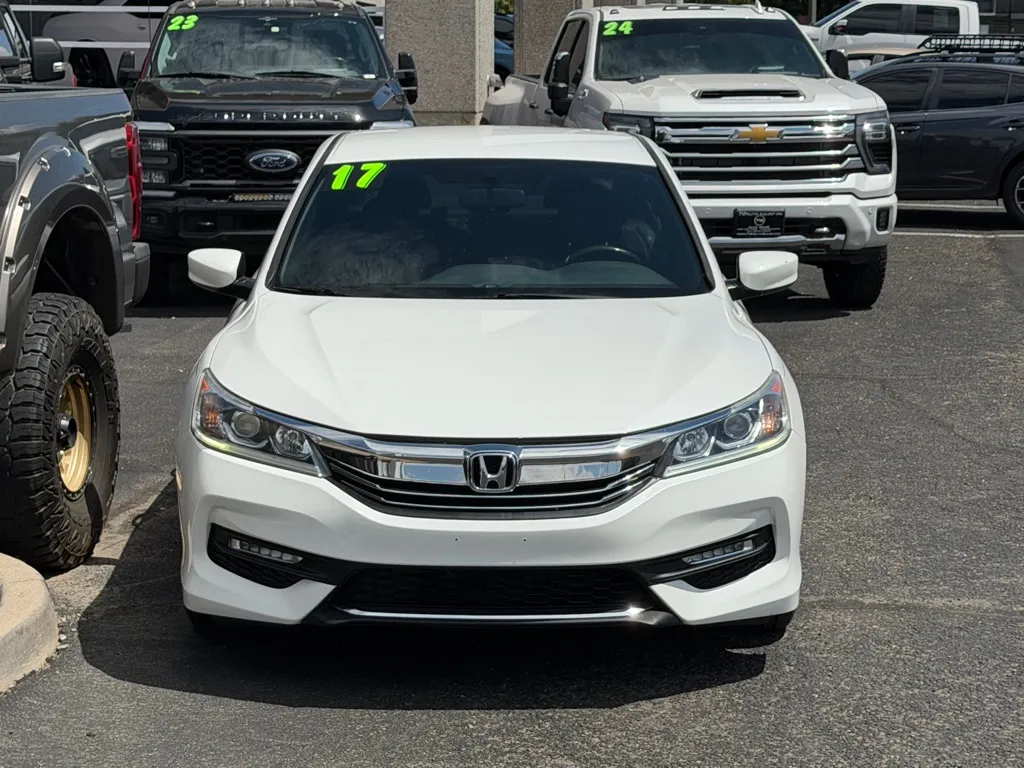 Honda Accord photo 37