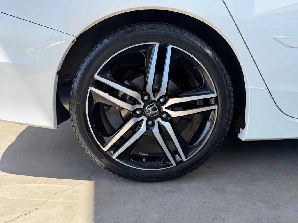 Honda Accord photo 56