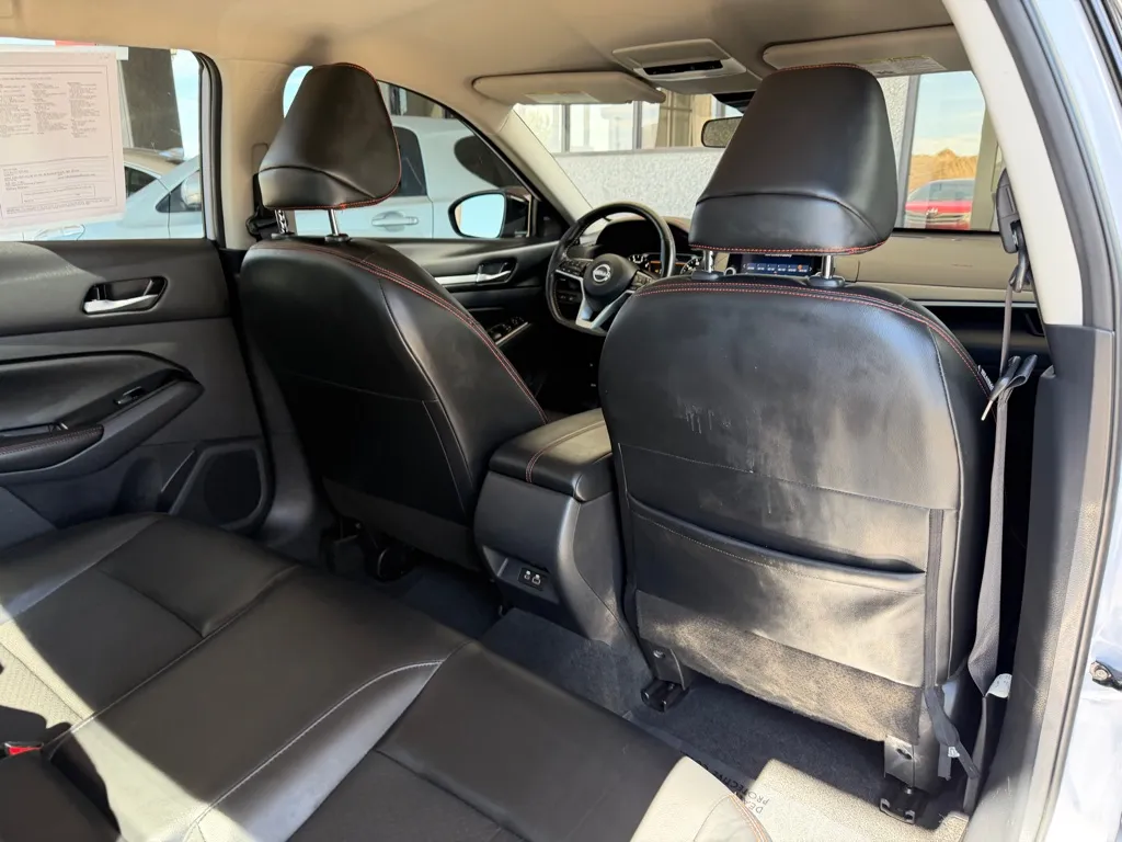 Nissan Altima photo 26