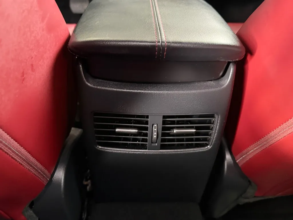 Mazda CX-30 photo 21