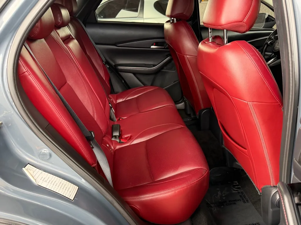 Mazda CX-30 photo 28