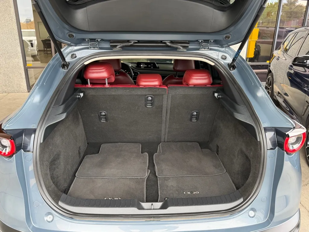 Mazda CX-30 photo 24