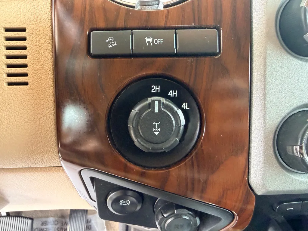 Ford F-250 photo 13
