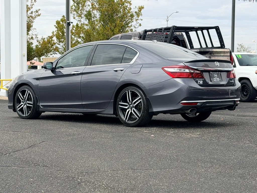 Honda Accord photo 31