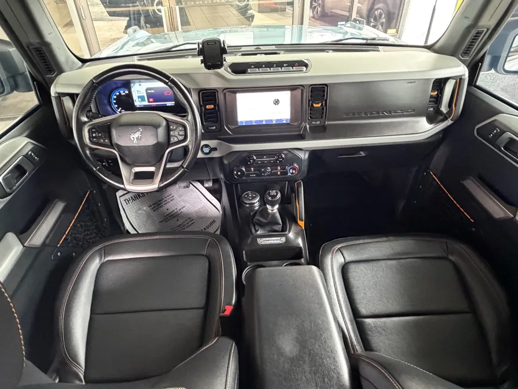 Ford Bronco photo 25