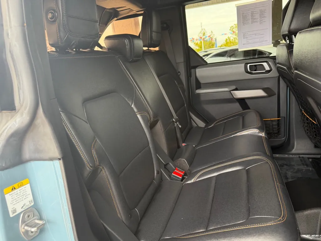 Ford Bronco photo 31