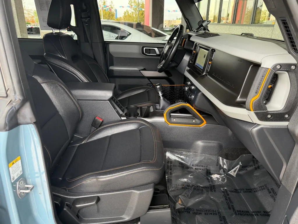 Ford Bronco photo 34