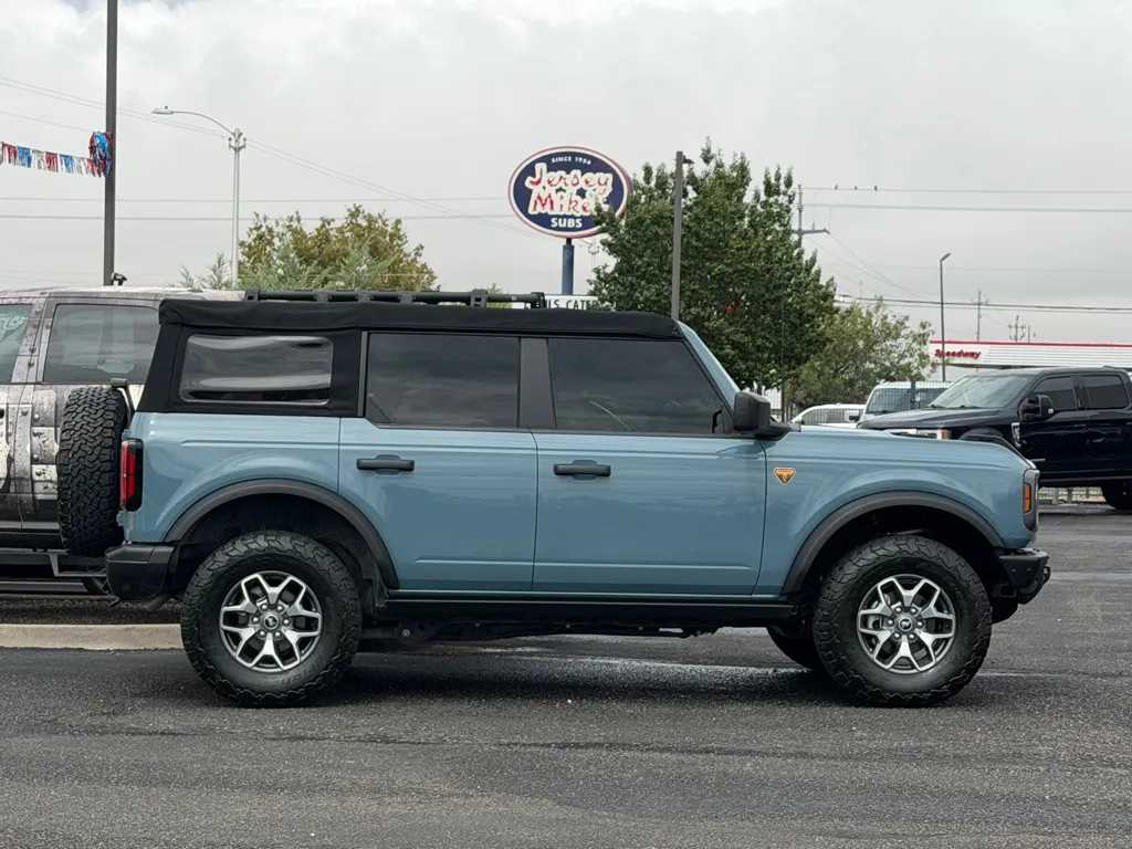 Ford Bronco photo 51