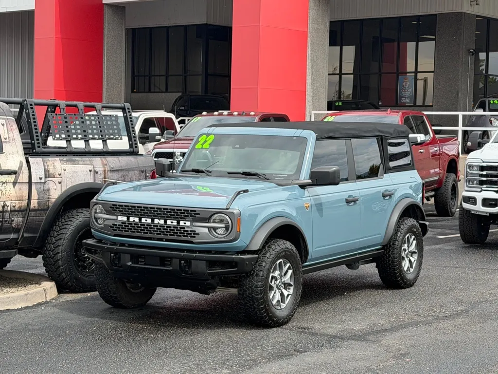 Ford Bronco photo 40