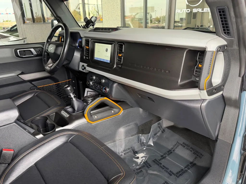 Ford Bronco photo 36
