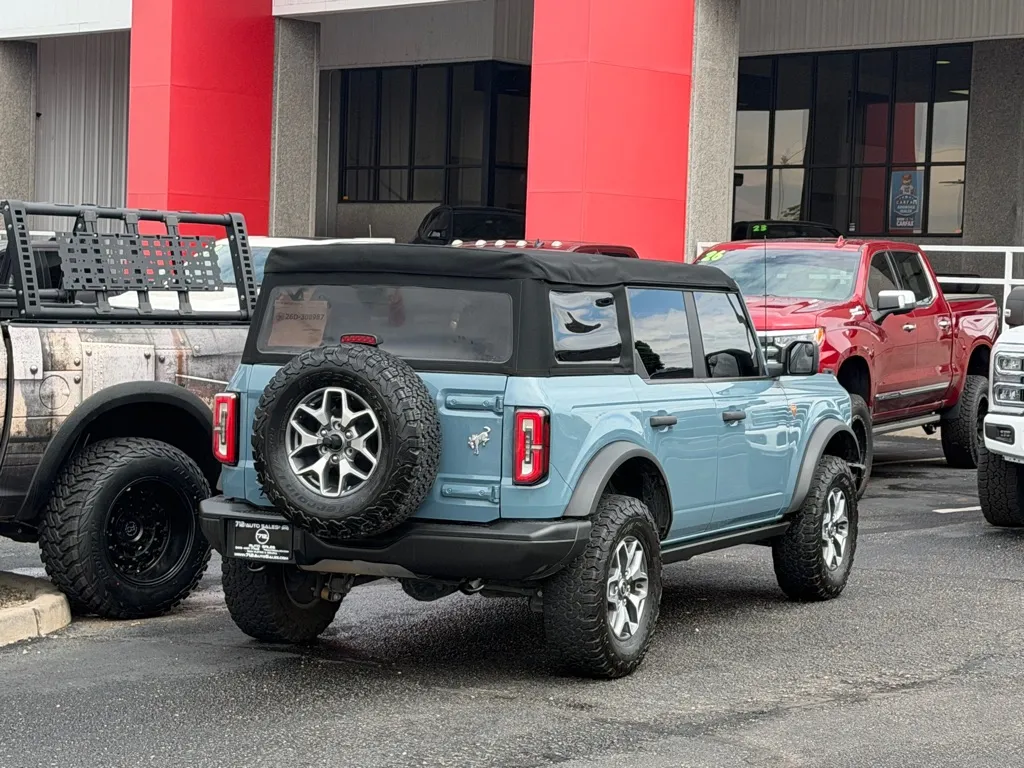 Ford Bronco photo 48