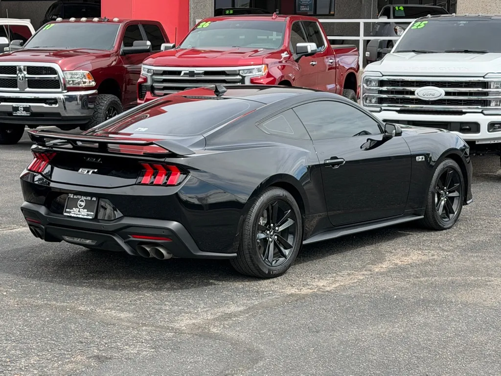 Ford Mustang photo 29