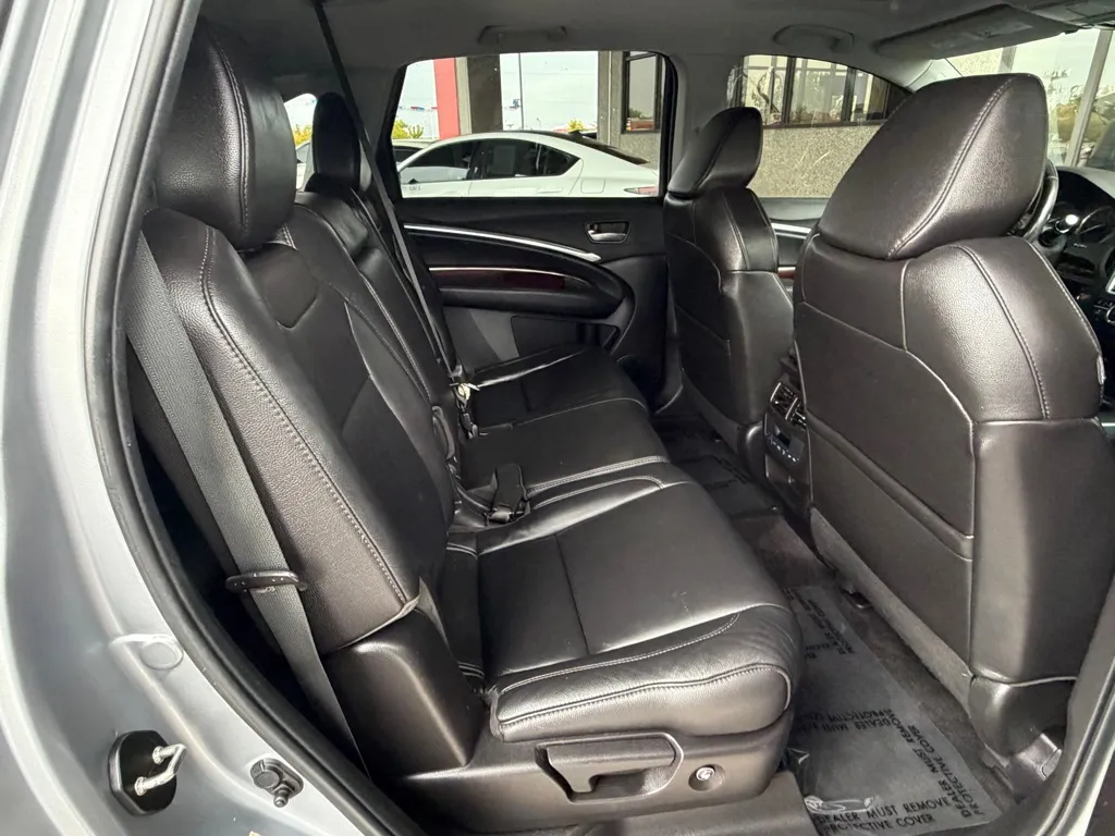 Acura MDX photo 31