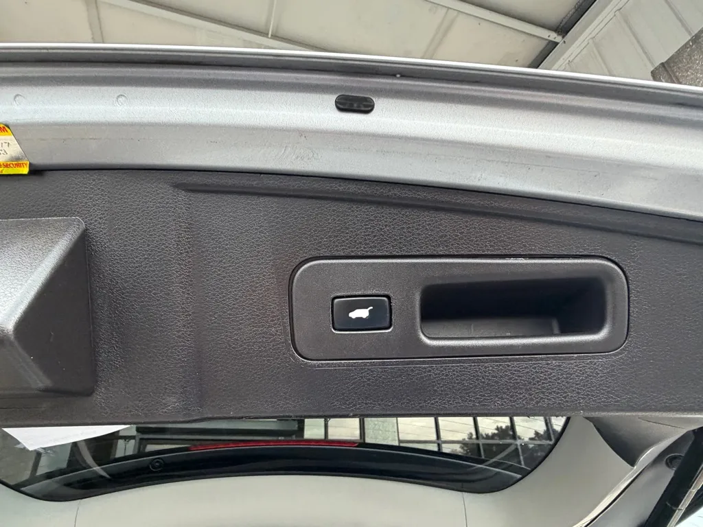 Acura MDX photo 30