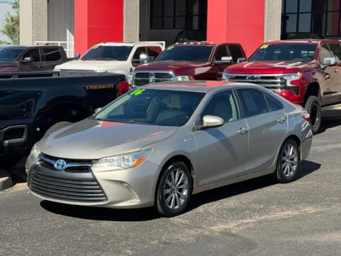 Gold 2016 TOYOTA CAMRY HYBRID for sale in Albuquerque, NM