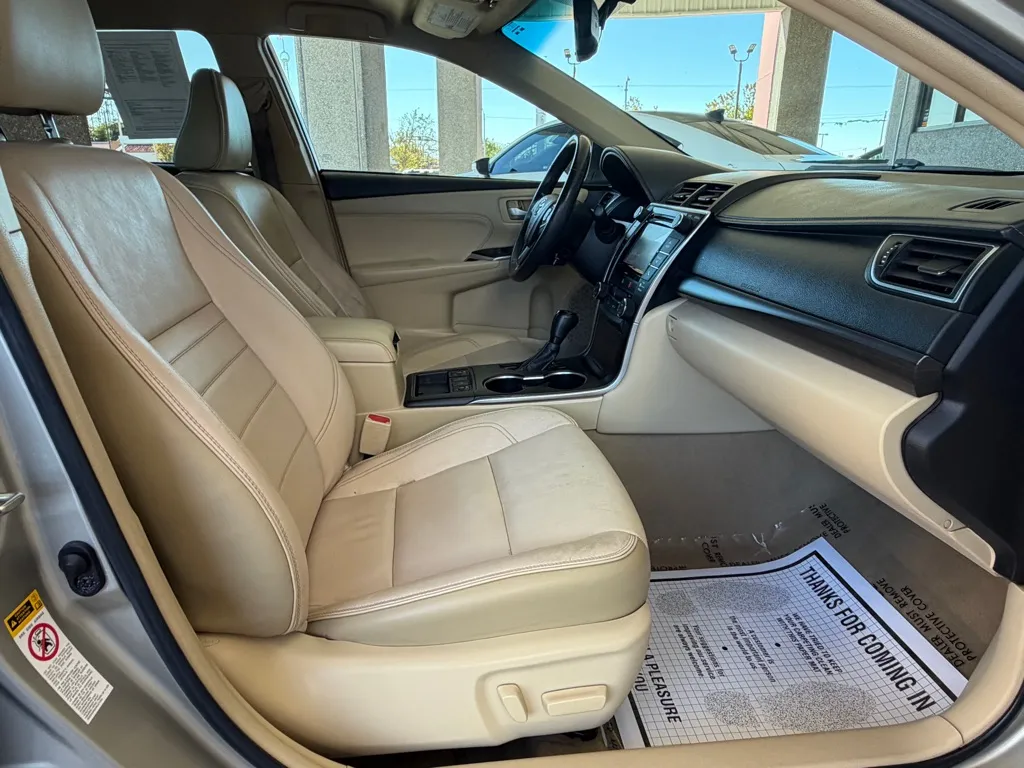 Toyota Camry photo 33