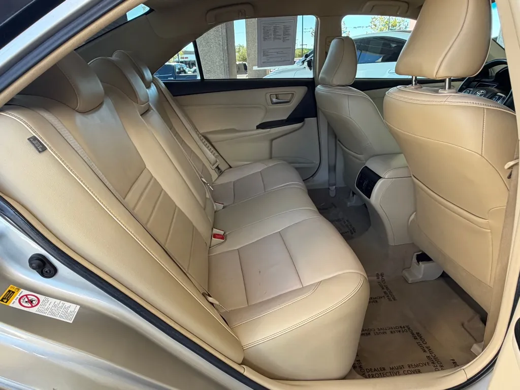 Toyota Camry photo 29