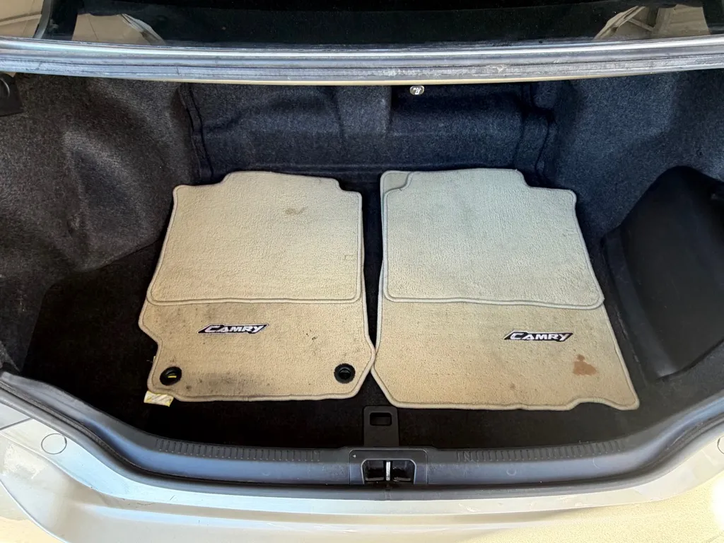 Toyota Camry photo 28
